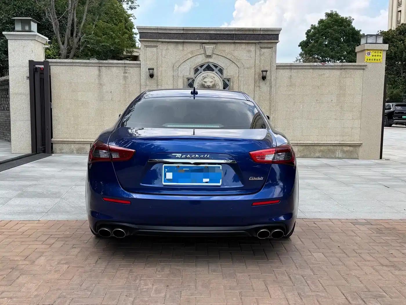2018 Ghibli 3.0T Luxury Edition — миниатюра 3