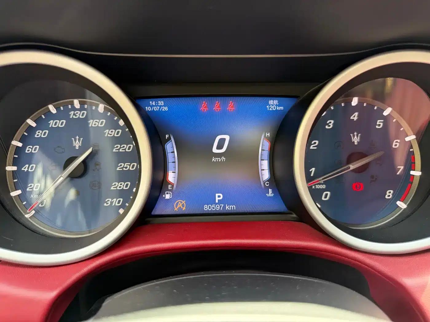 2018 Ghibli 3.0T Luxury Edition — миниатюра 10