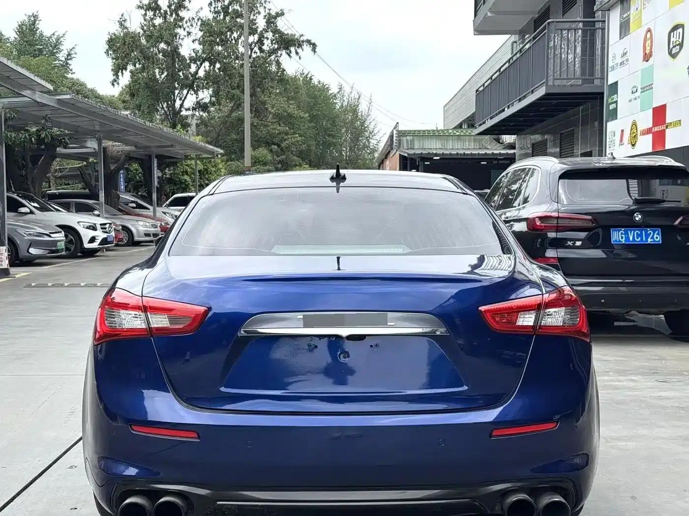 2017 Ghibli 3.0T Standard Edition — миниатюра 8