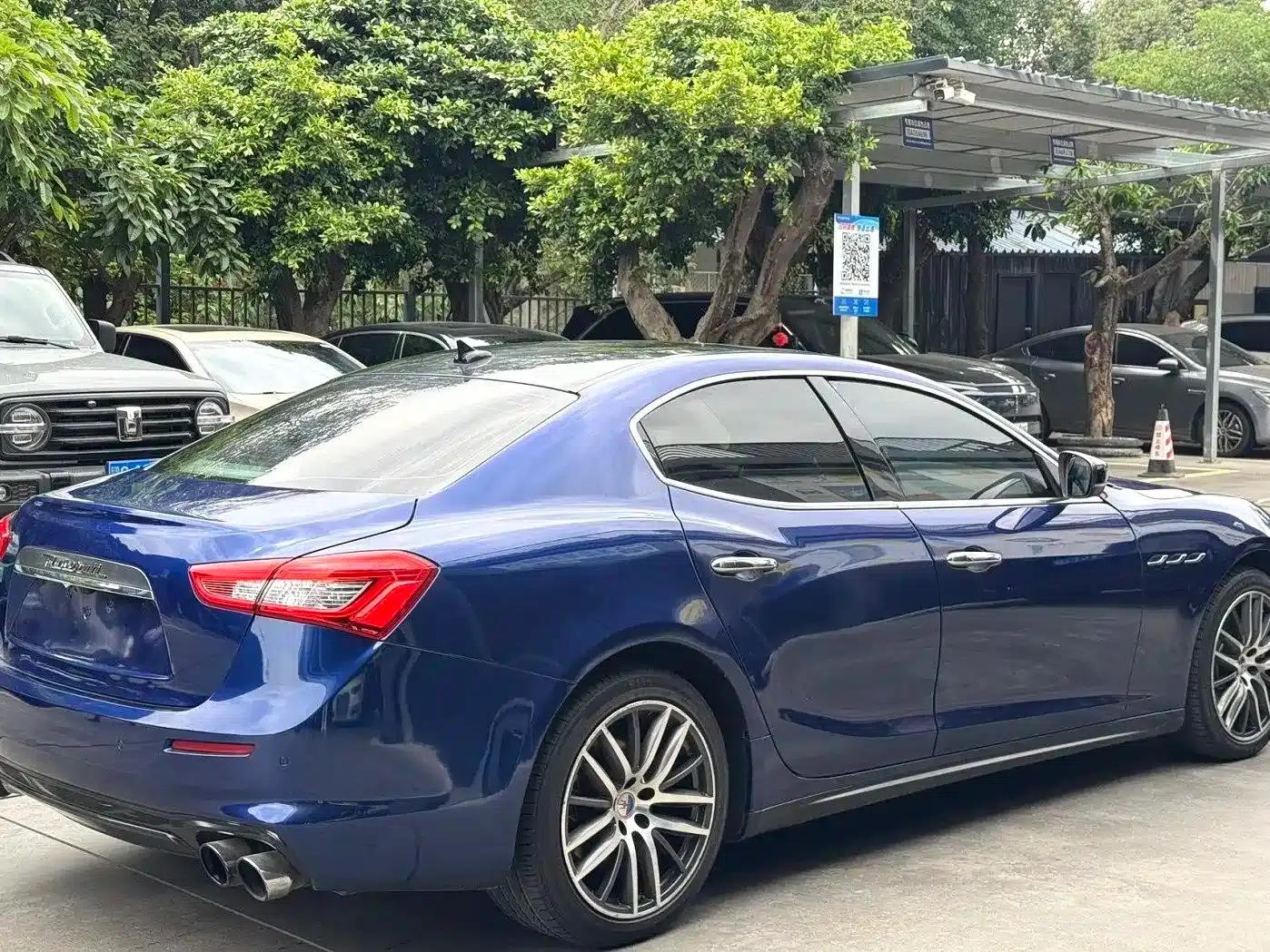 2017 Ghibli 3.0T Standard Edition — миниатюра 9