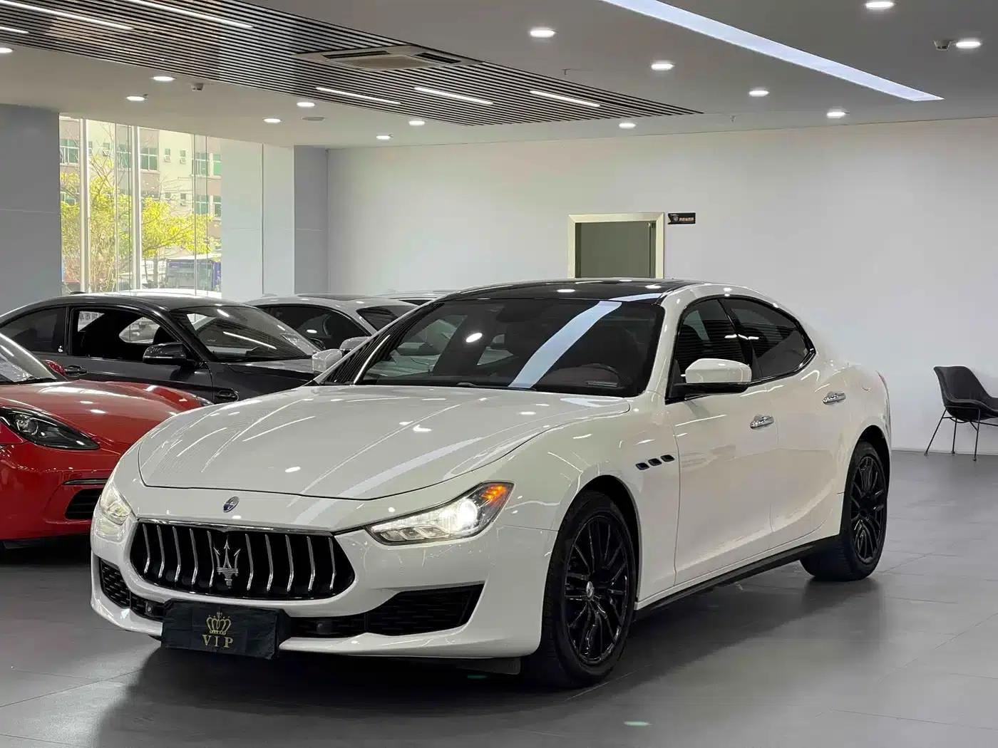 2021 Ghibli 2.0T Edge Edition — миниатюра 1