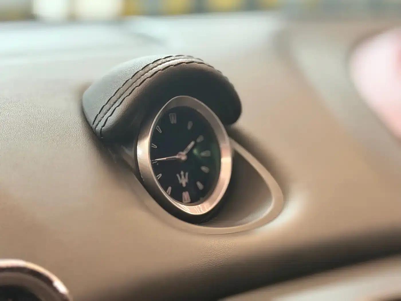 2017 Ghibli 3.0T Standard Edition — миниатюра 22