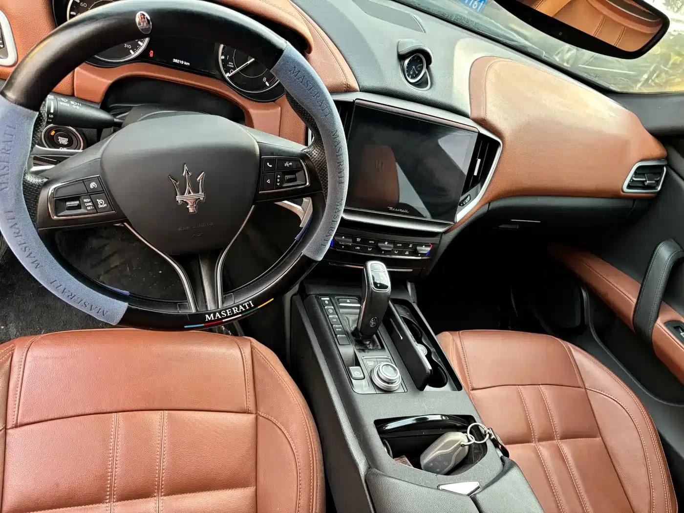 2023 Ghibli 3.0T Modena — миниатюра 9