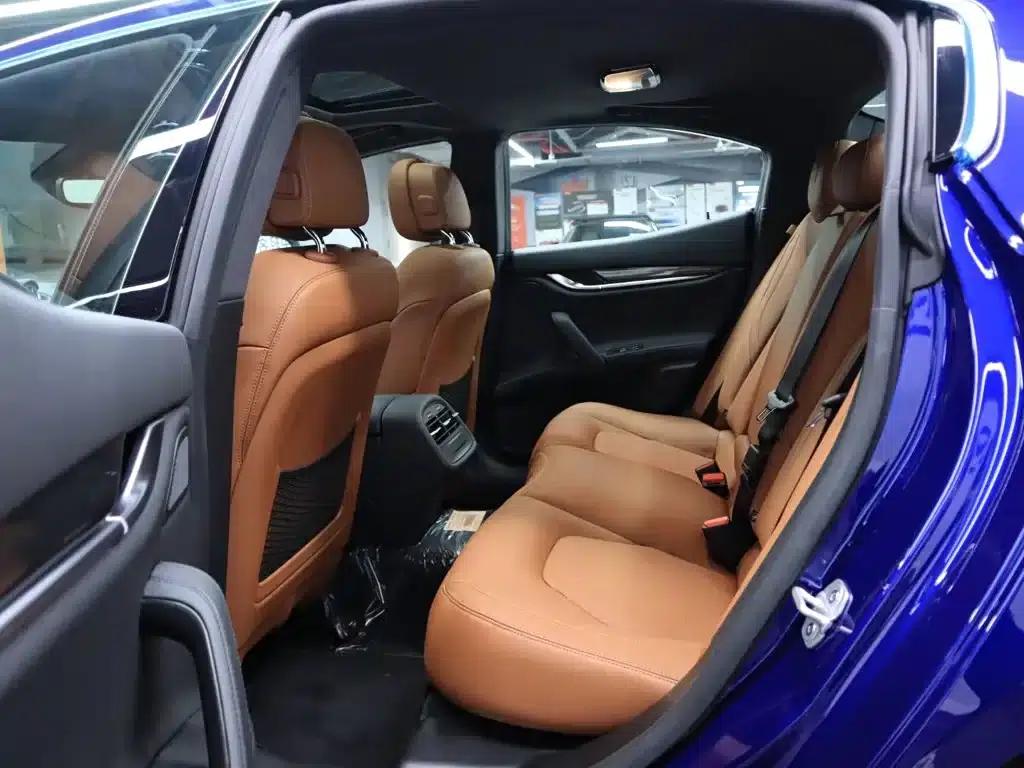 2023 Ghibli 2.0T GT — миниатюра 13