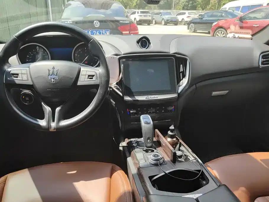 2019 Ghibli 3.0T Luxury Edition (China V Emission Standard) — миниатюра 12
