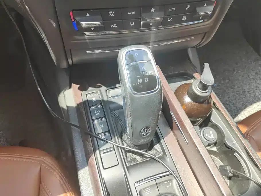 2019 Ghibli 3.0T Luxury Edition (China V Emission Standard) — миниатюра 16