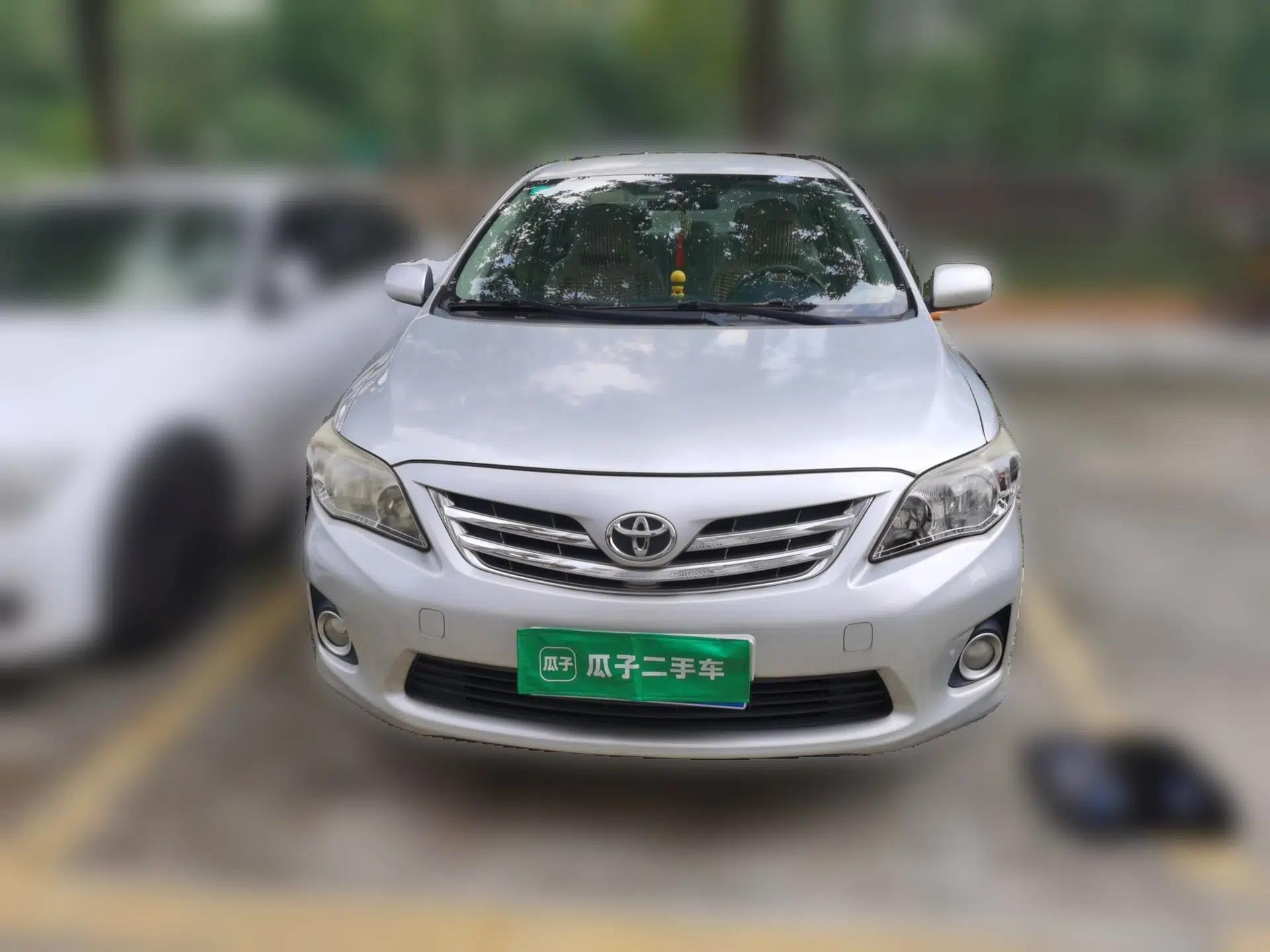 Toyota Corolla 2011 1.6L Manual GL — миниатюра 2