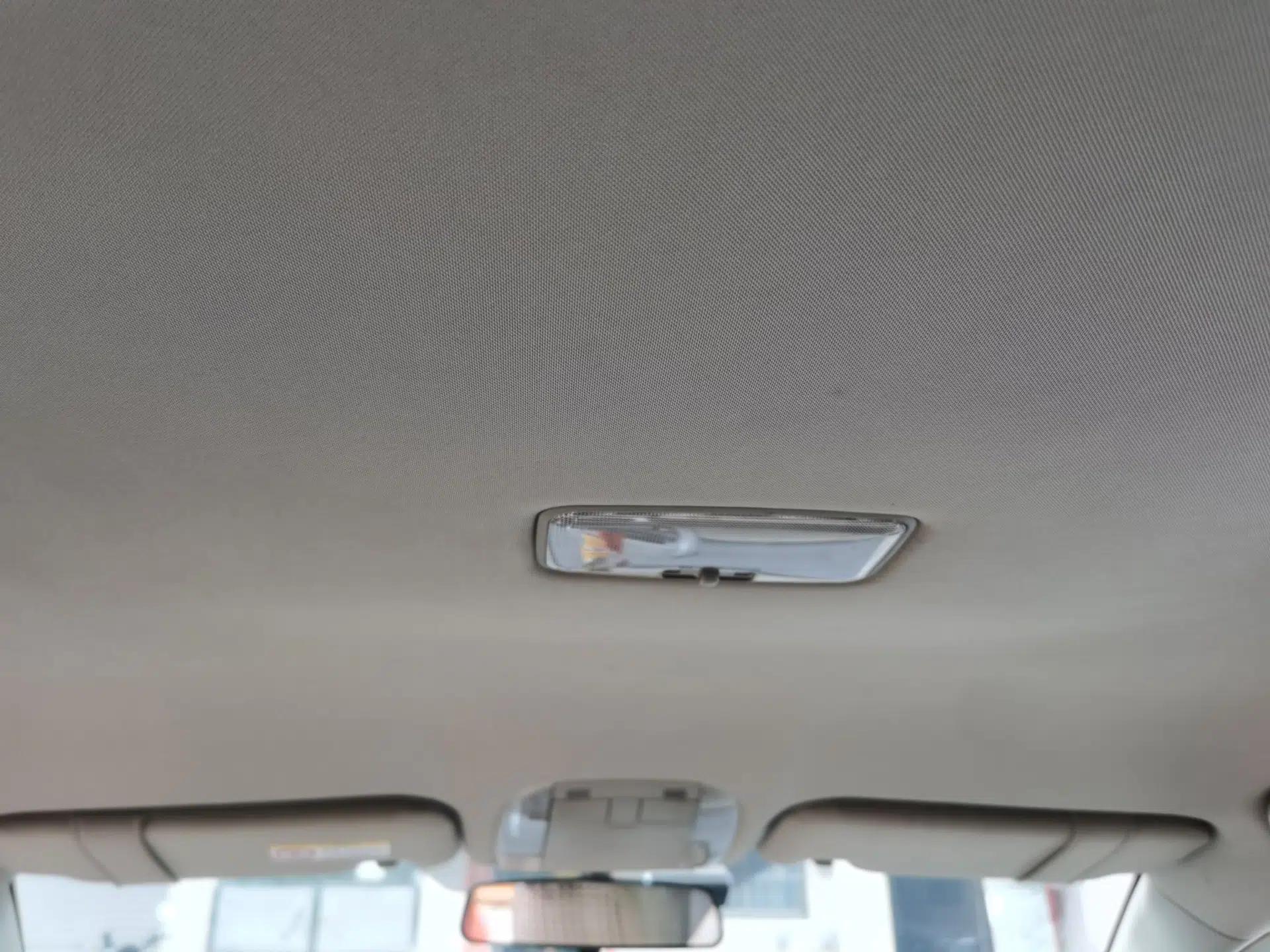 Toyota Corolla 2011 1.6L Manual GL — миниатюра 18