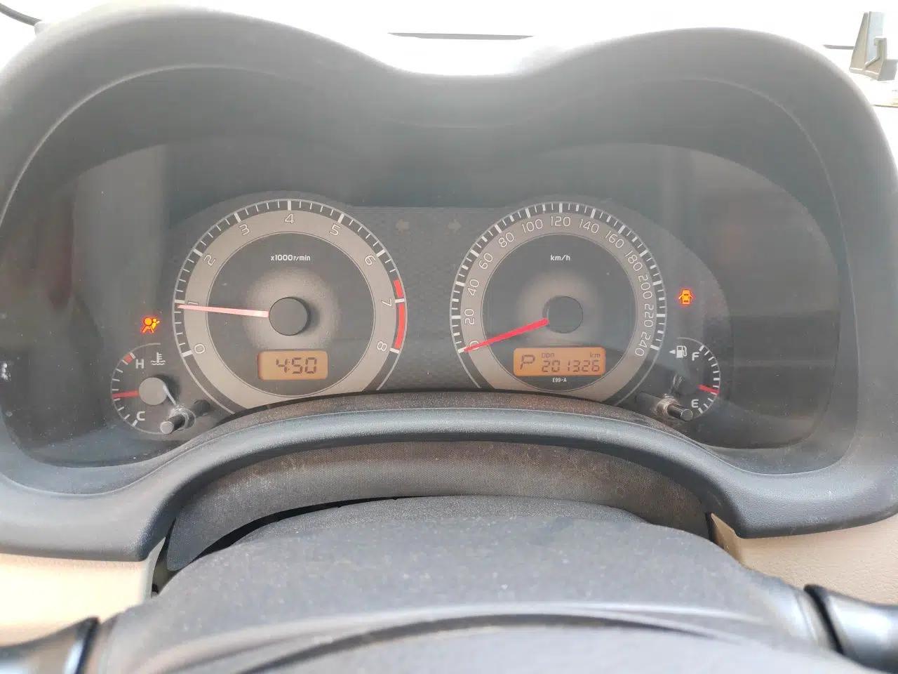 Toyota Corolla 2011 1.8L CVT GL-i — миниатюра 11