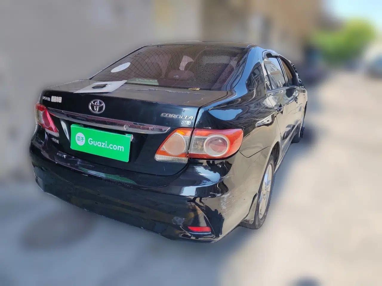 Toyota Corolla 2011 1.8L CVT GL-i — миниатюра 6