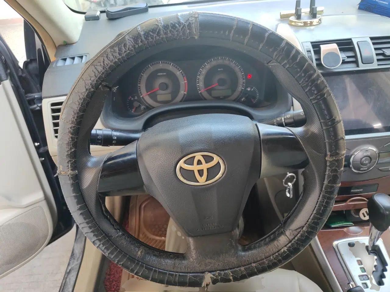 Toyota Corolla 2011 1.8L CVT GL-i — миниатюра 10
