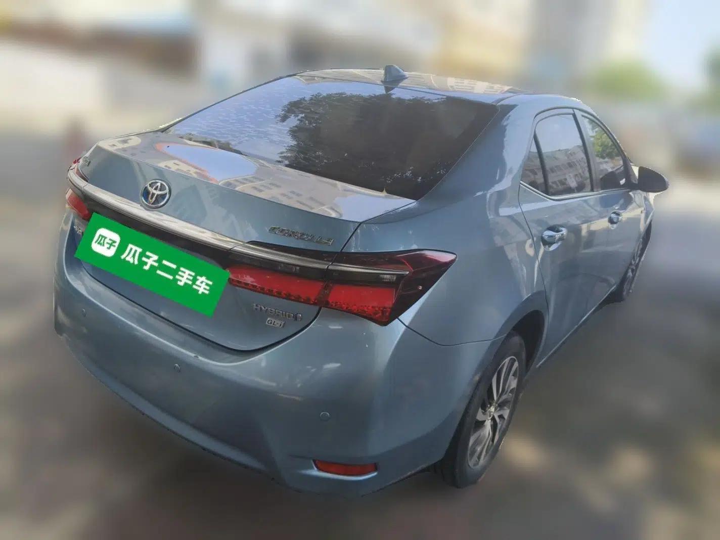 Toyota Corolla 2017 Revised Dual-Engine 1.8L E-CVT Leading Edition — миниатюра 6