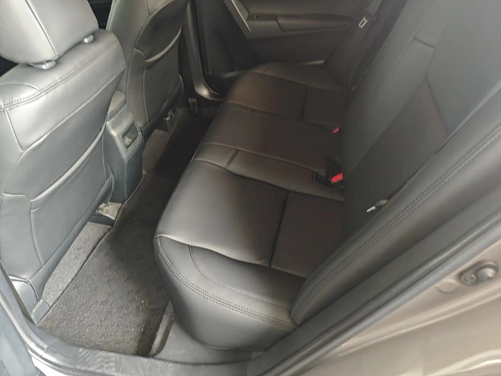 Toyota Corolla 2018 1.2T S-CVT GL Smart Enjoyment Version — миниатюра 20