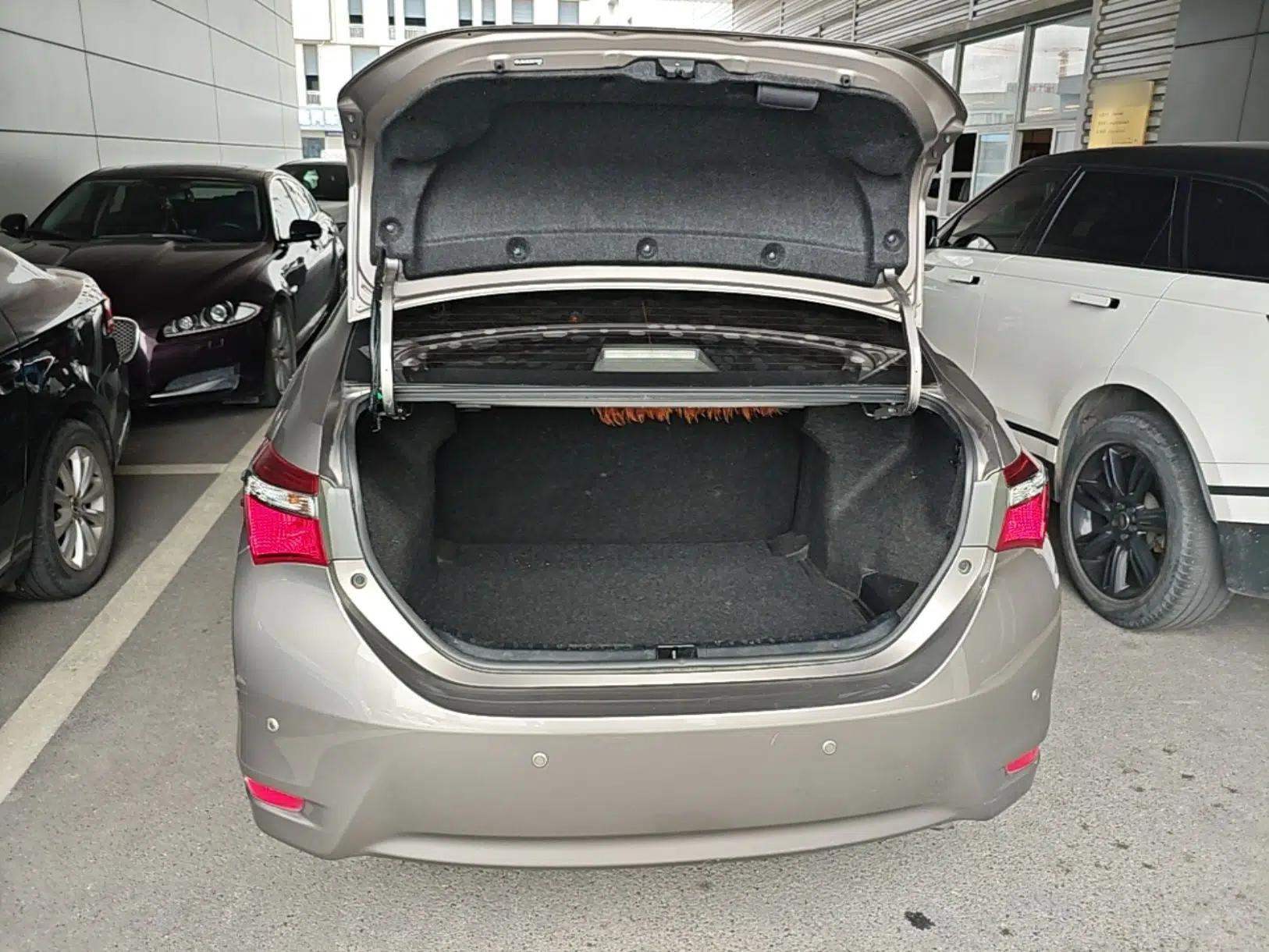 Toyota Corolla 2018 1.2T S-CVT GL Smart Enjoyment Version — миниатюра 22