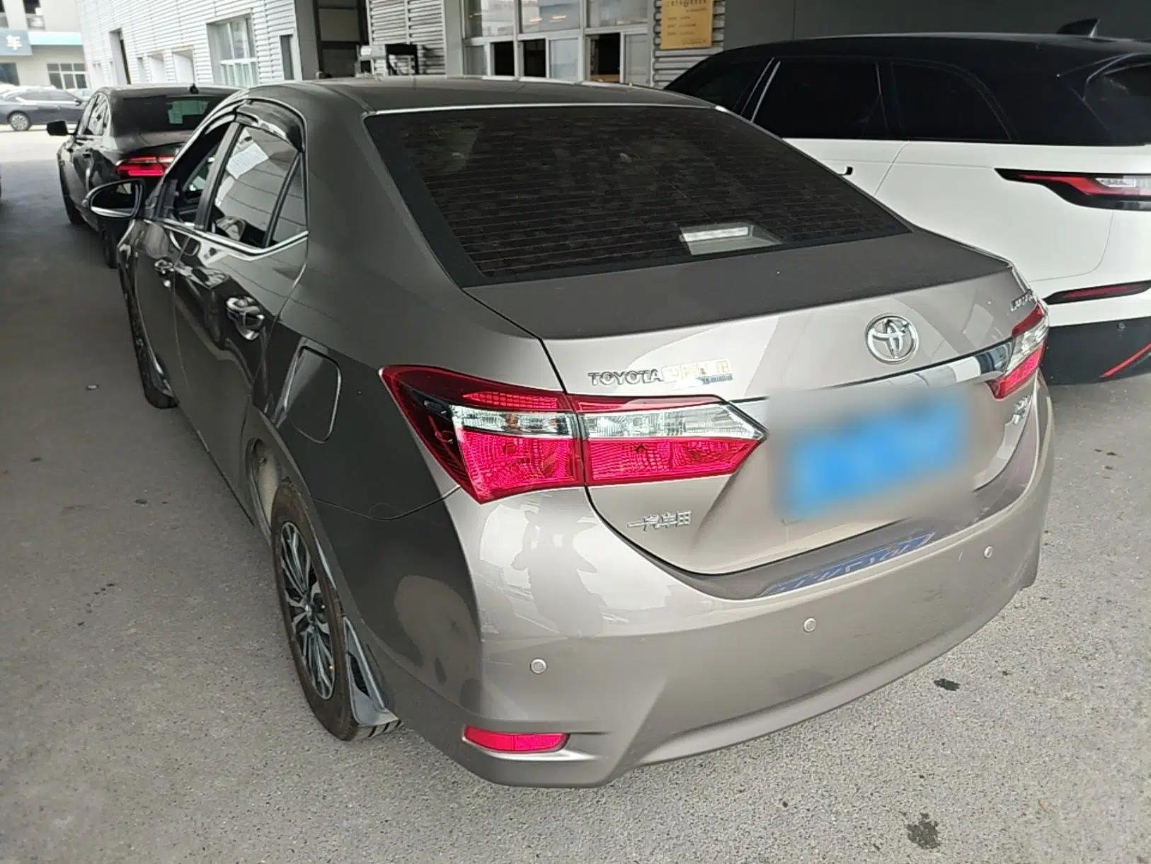 Toyota Corolla 2018 1.2T S-CVT GL Smart Enjoyment Version — миниатюра 4