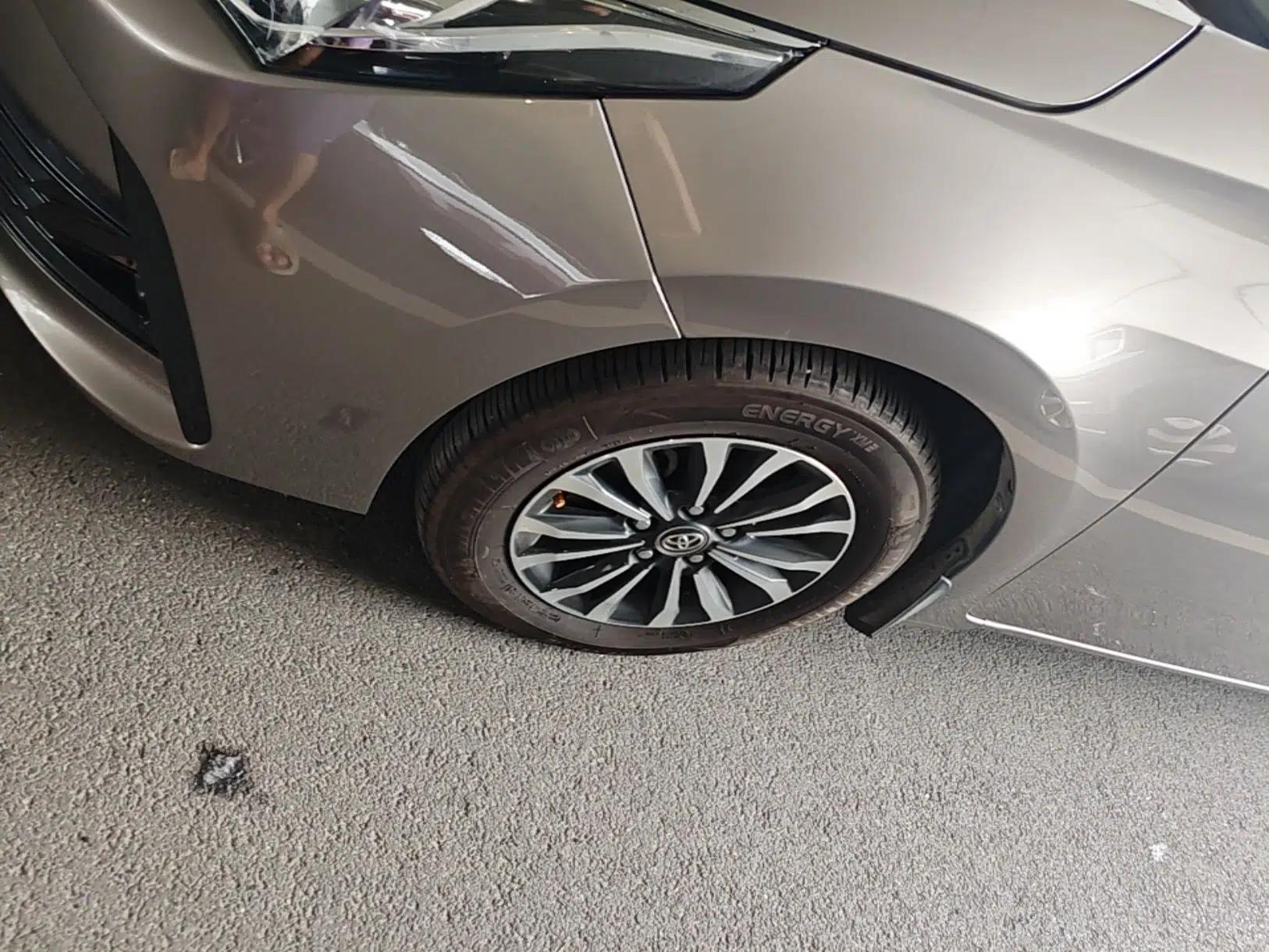Toyota Corolla 2018 1.2T S-CVT GL Smart Enjoyment Version — миниатюра 10