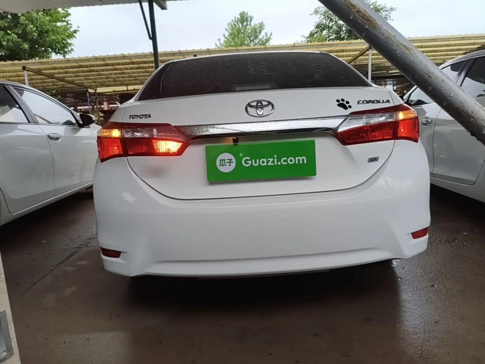 Toyota Corolla 2014 1.6L CVT GL — миниатюра 5