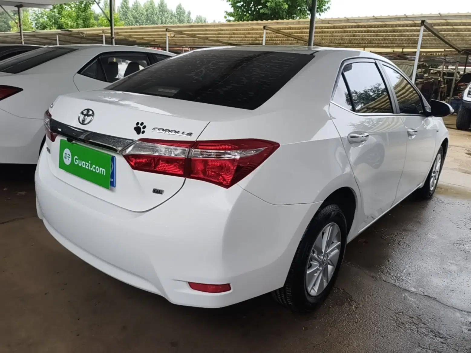 Toyota Corolla 2014 1.6L CVT GL — миниатюра 6