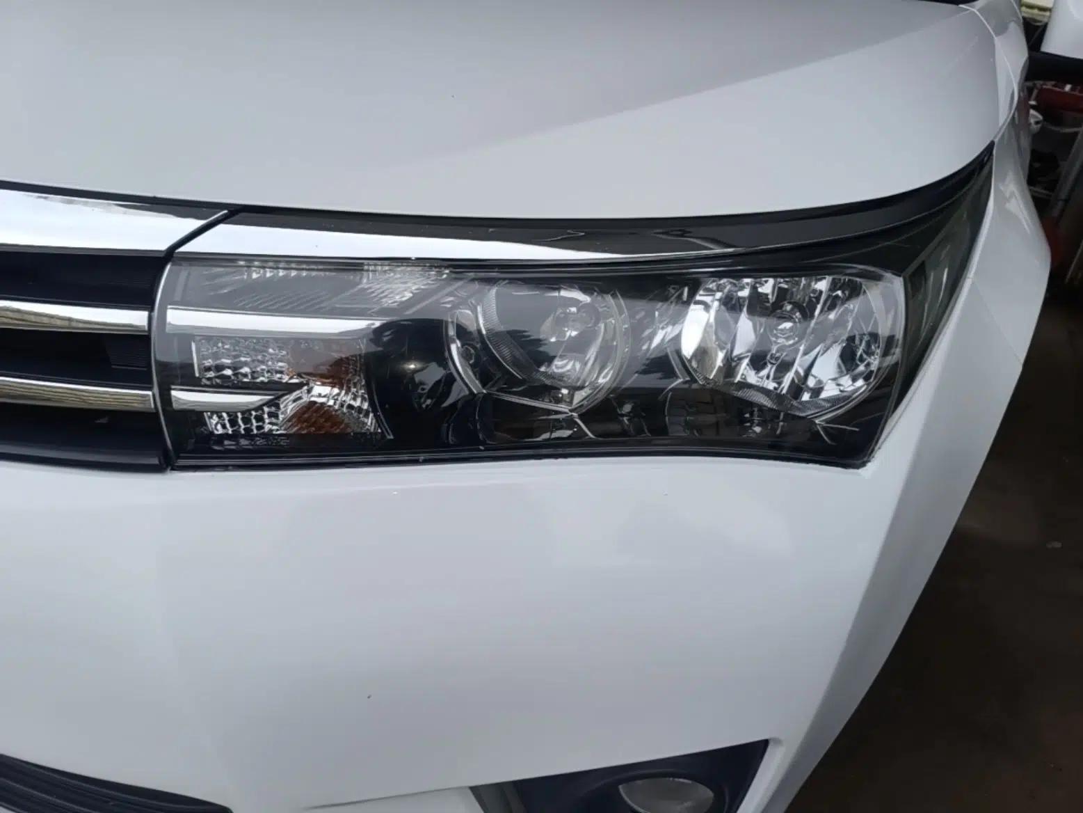 Toyota Corolla 2014 1.6L CVT GL — миниатюра 8