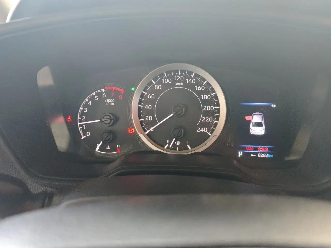 Toyota Corolla 2019 1.2T S-CVT GL Pioneer Edition — миниатюра 11