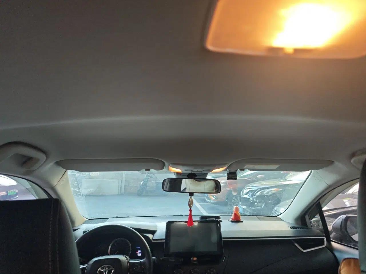 Toyota Corolla 2019 1.2T S-CVT GL Pioneer Edition — миниатюра 18