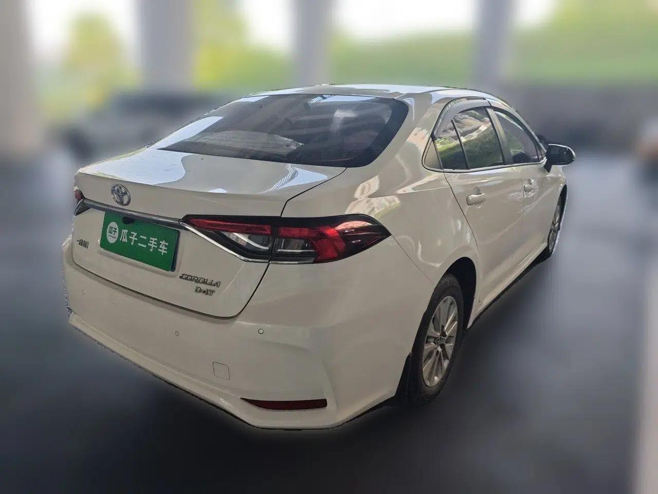 Toyota Corolla 2019 1.2T S-CVT GL Pioneer Edition — миниатюра 6