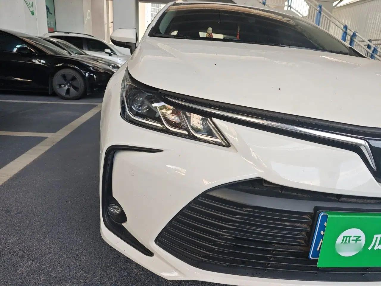 Toyota Corolla 2019 1.2T S-CVT GL Pioneer Edition — миниатюра 7