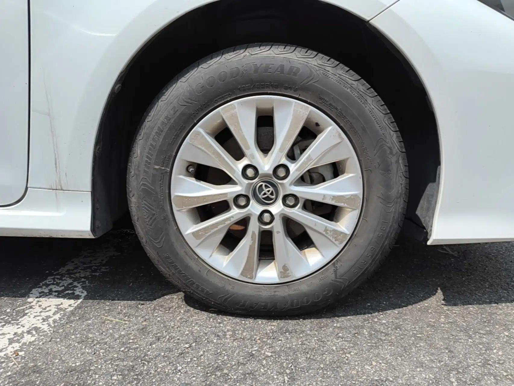 Toyota Corolla 2021 Dual-Engine 1.8L E-CVT Pioneer Edition — миниатюра 8