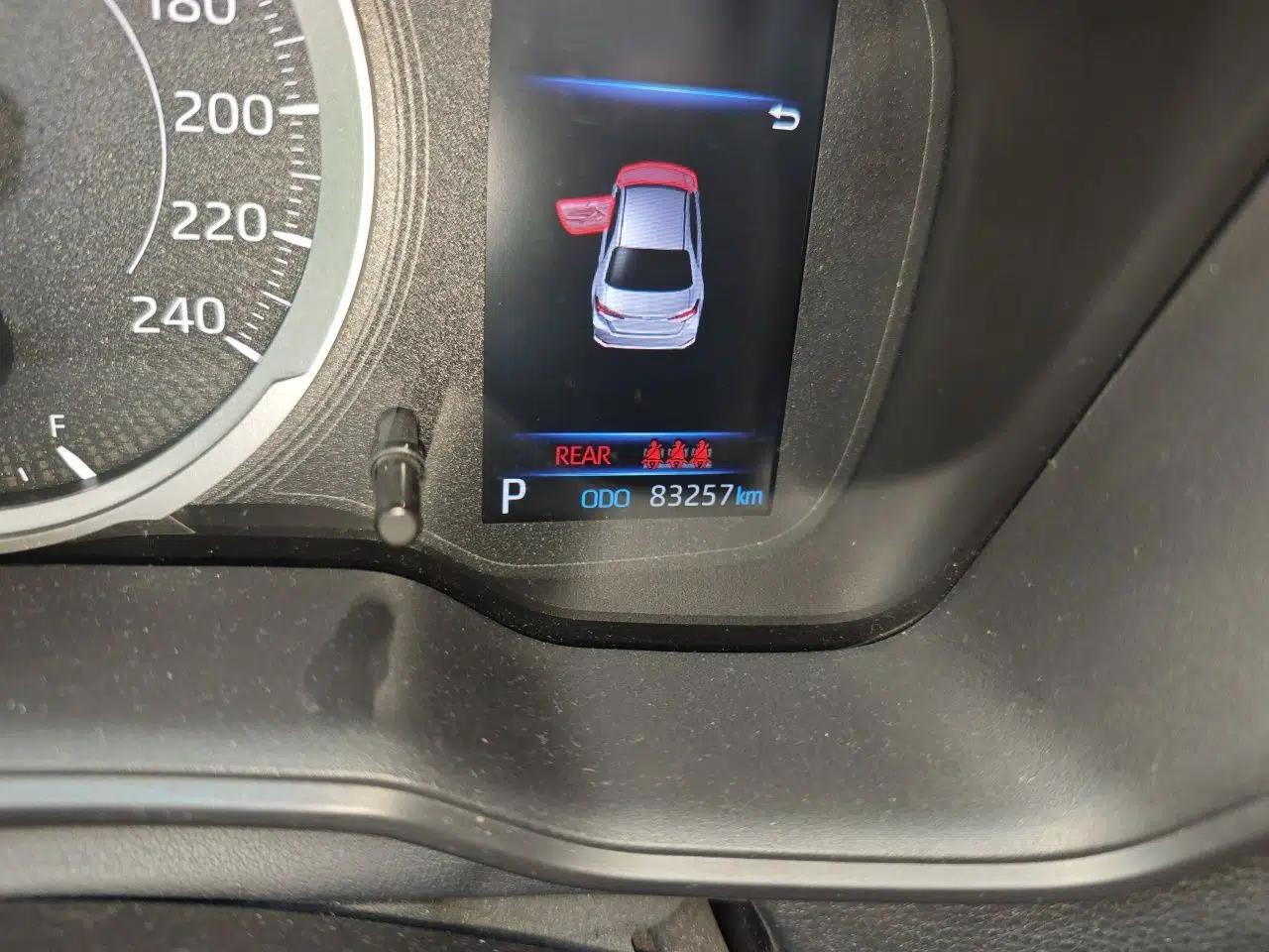 Toyota Corolla 2019 1.2T S-CVT GL-i Elite Edition — миниатюра 12