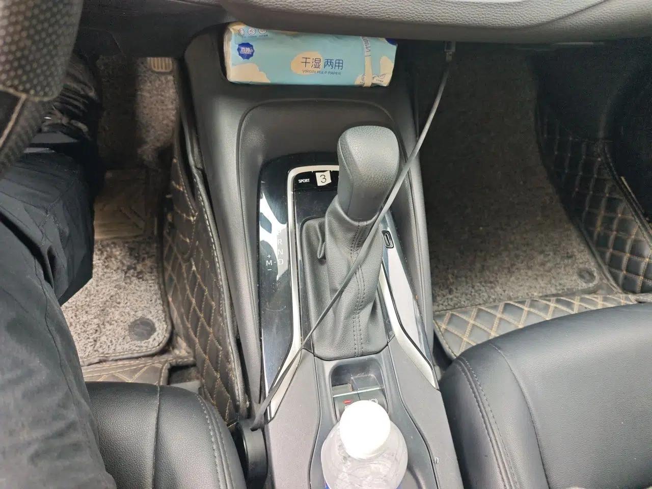 Toyota Corolla 2019 1.2T S-CVT GL-i Elite Edition — миниатюра 14