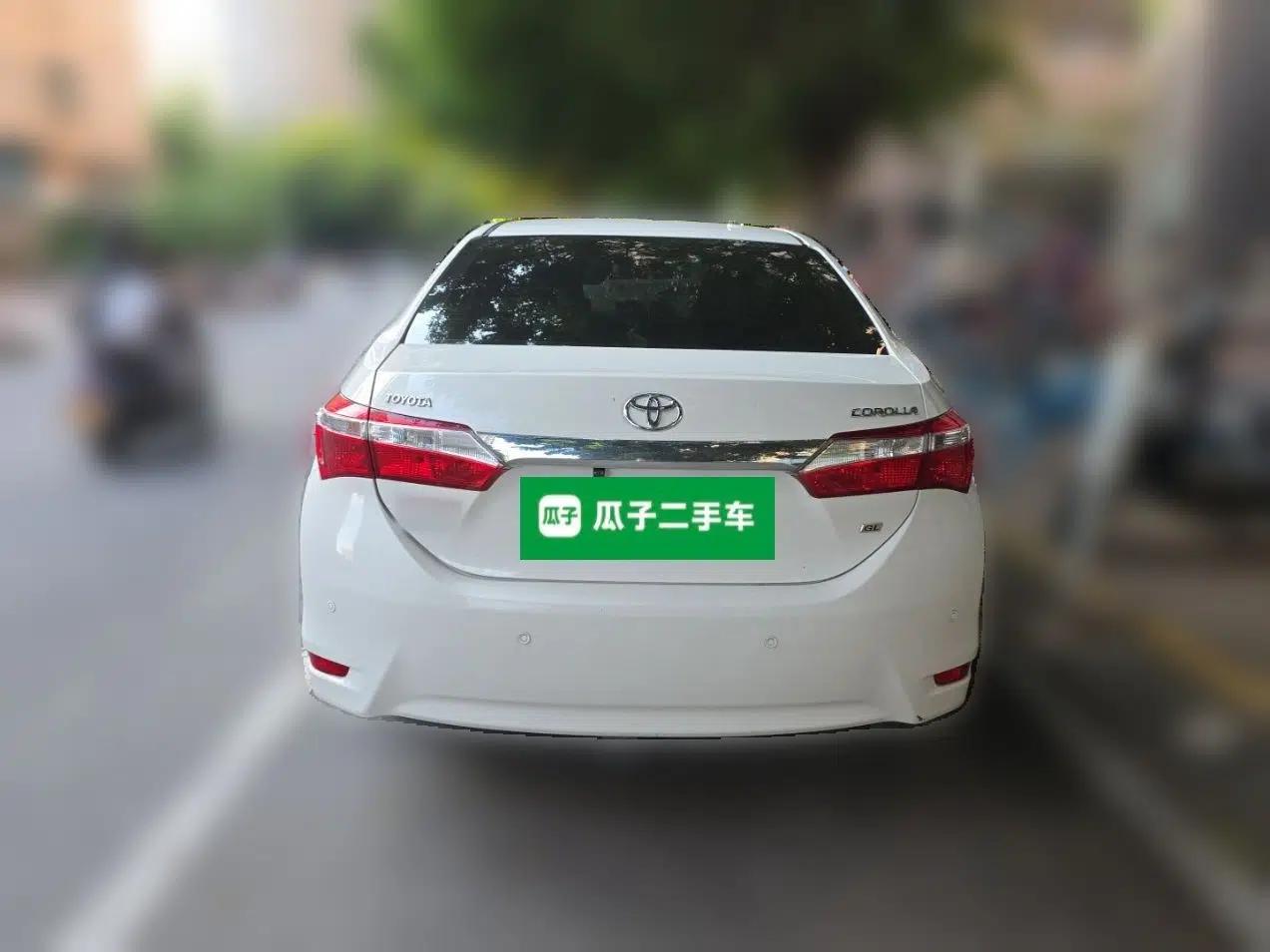 Toyota Corolla 2014 1.6L CVT GL — миниатюра 5