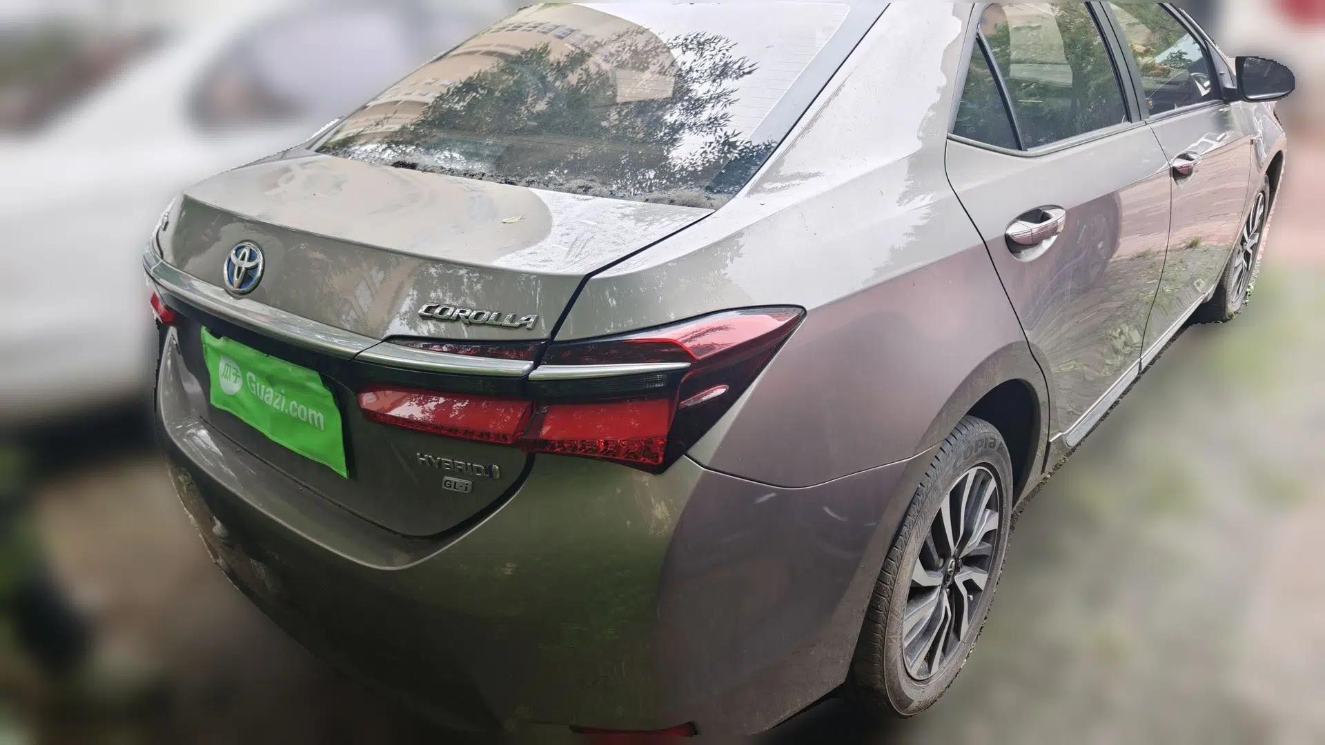 Toyota Corolla 2017 Revised Dual-Engine 1.8L E-CVT Elite Edition — миниатюра 6
