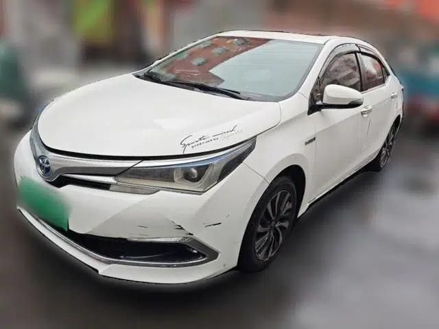Toyota Corolla 2017 Revised Dual-Engine 1.8L E-CVT Leading Edition