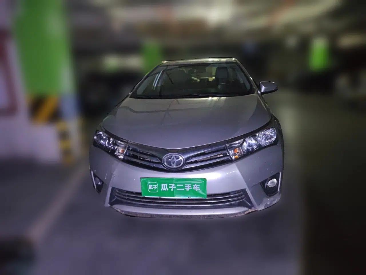 Toyota Corolla 2014 1.6L CVT GL-i Leather Edition — миниатюра 2