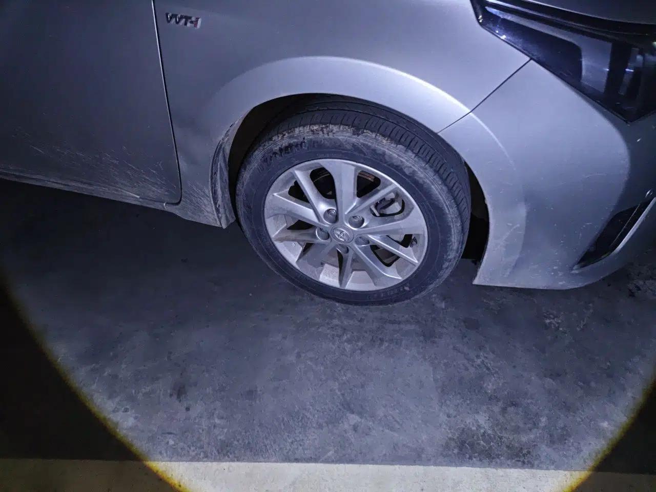 Toyota Corolla 2014 1.6L CVT GL-i Leather Edition — миниатюра 8