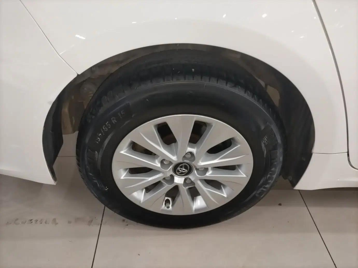 Toyota Corolla 2021 1.2T S-CVT Elite Edition — миниатюра 11
