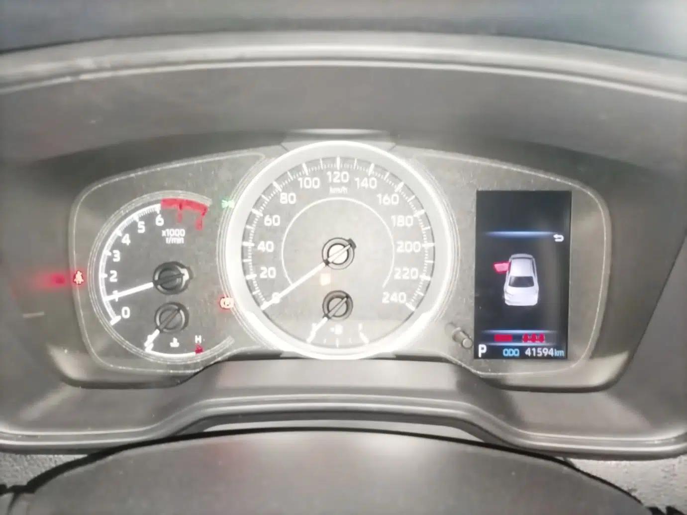 Toyota Corolla 2021 1.2T S-CVT Elite Edition — миниатюра 14