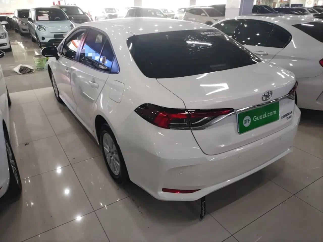 Toyota Corolla 2021 1.2T S-CVT Elite Edition — миниатюра 4