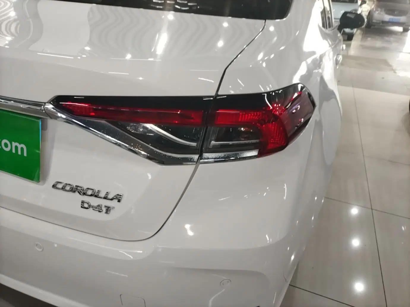 Toyota Corolla 2021 1.2T S-CVT Elite Edition — миниатюра 9