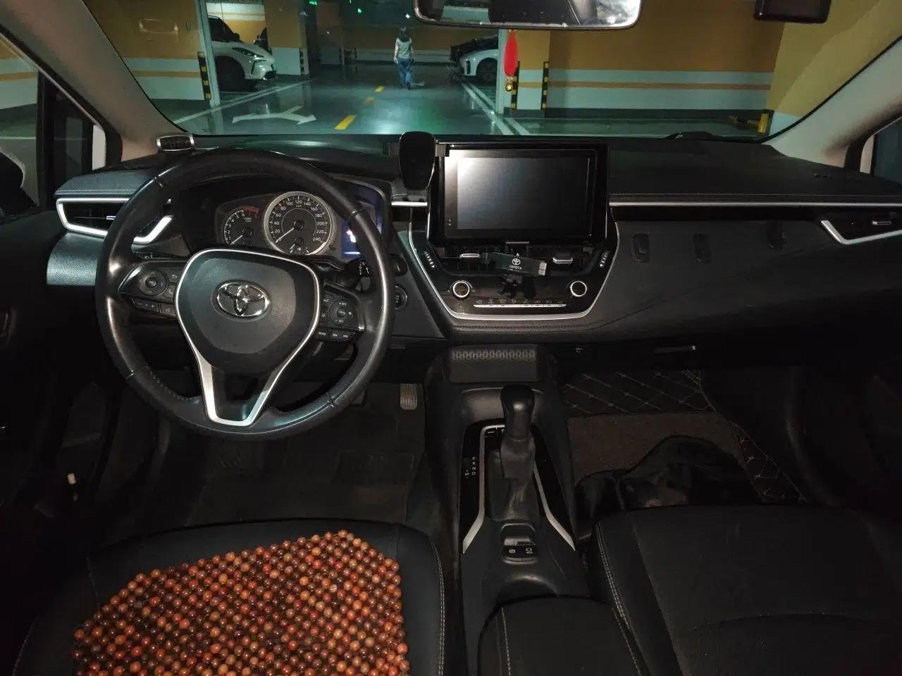 Toyota Corolla 2021 1.2T S-CVT Luxury Edition — миниатюра 18