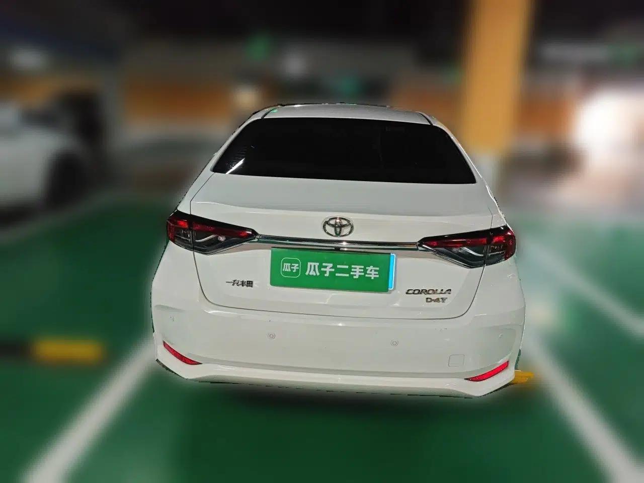 Toyota Corolla 2021 1.2T S-CVT Luxury Edition — миниатюра 5