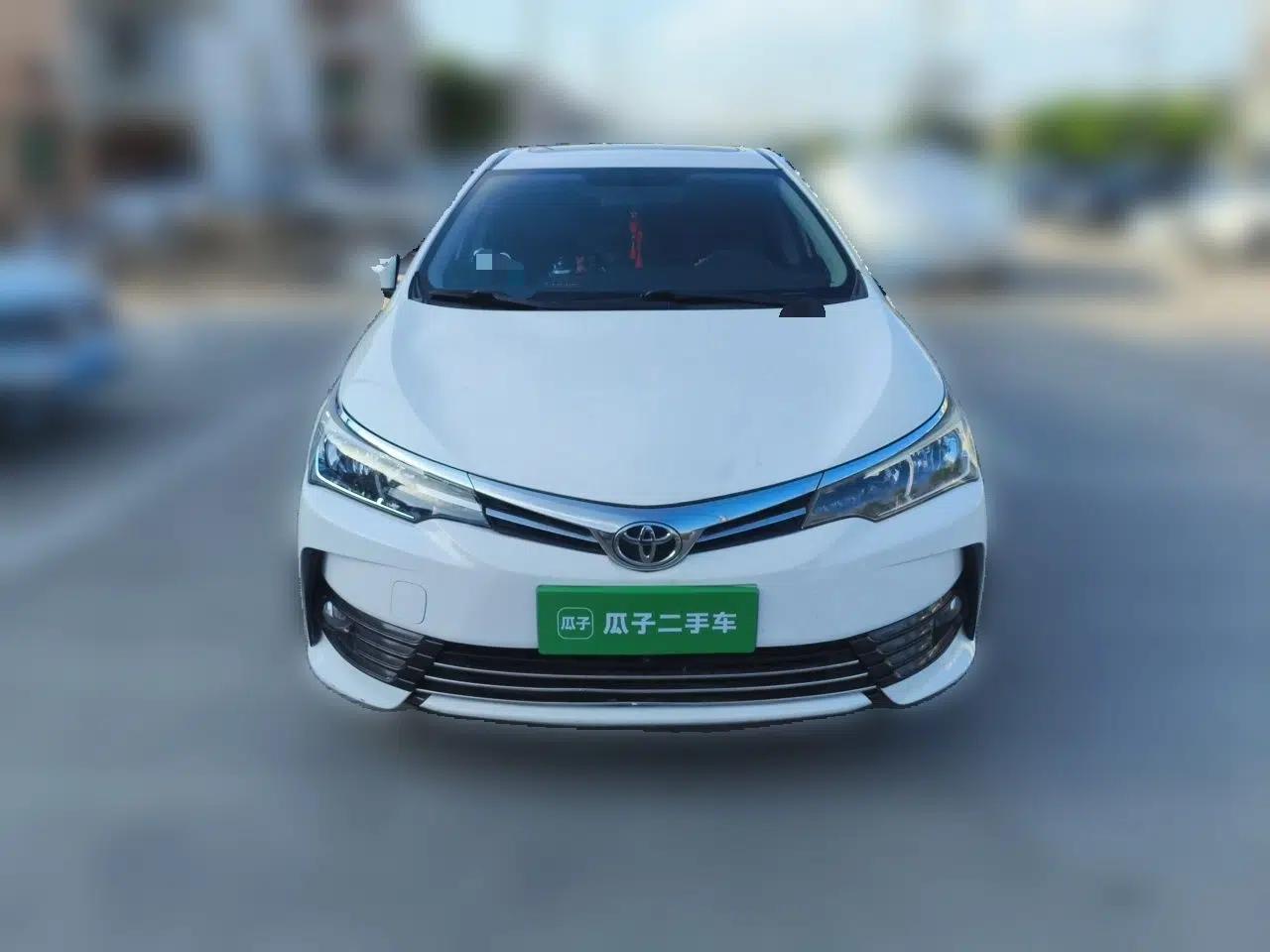 Toyota Corolla 2017 Revised Version 1.2T S-CVT GL-i — миниатюра 2