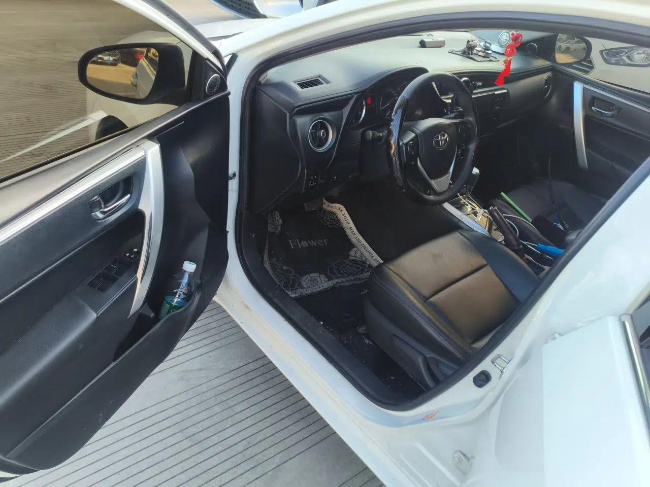 Toyota Corolla 2017 Revised Version 1.2T S-CVT GL-i — миниатюра 16