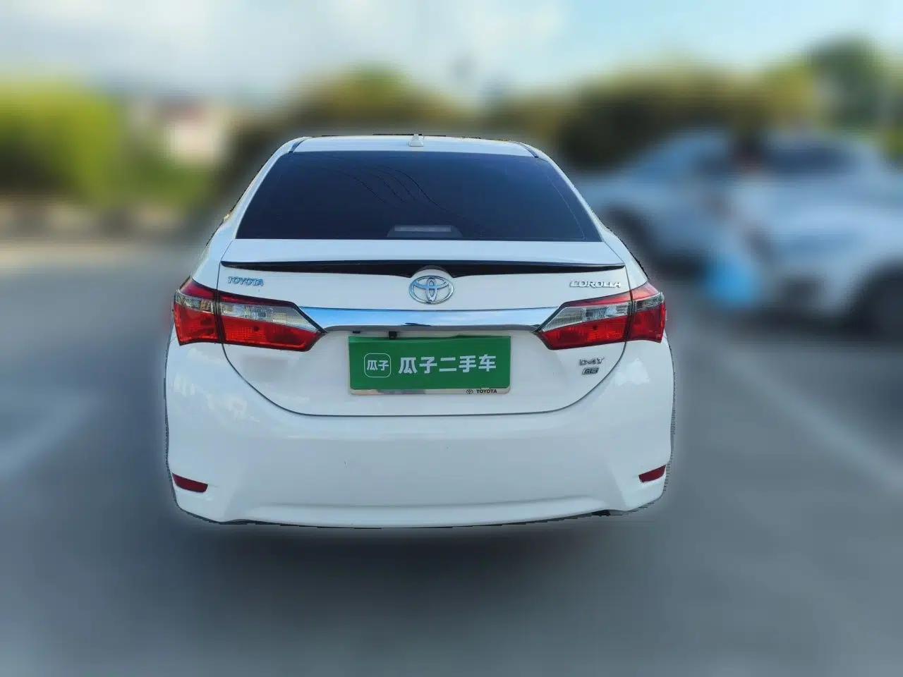 Toyota Corolla 2017 Revised Version 1.2T S-CVT GL-i — миниатюра 5