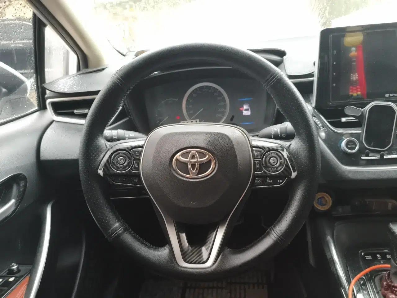 Toyota Corolla 2019 Dual-Engine 1.8L E-CVT GL-i Elite Edition — миниатюра 10