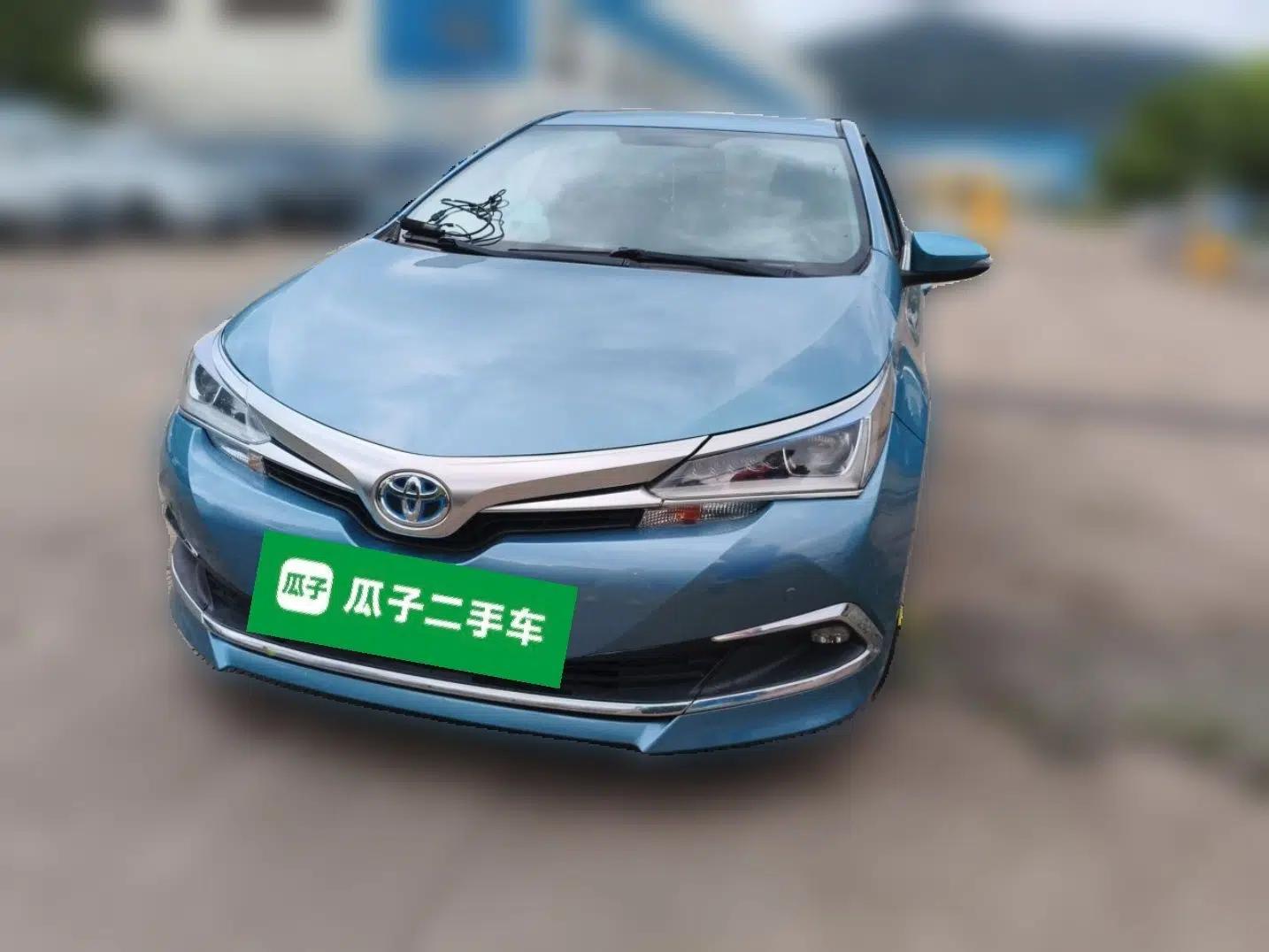 Toyota Corolla 2016 Dual-Engine 1.8L E-CVT Elite Edition — миниатюра 1