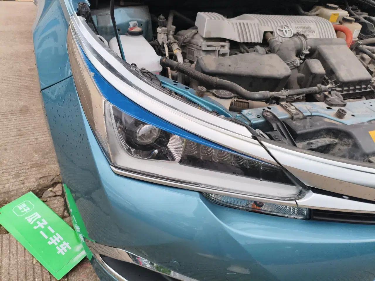 Toyota Corolla 2016 Dual-Engine 1.8L E-CVT Elite Edition — миниатюра 7