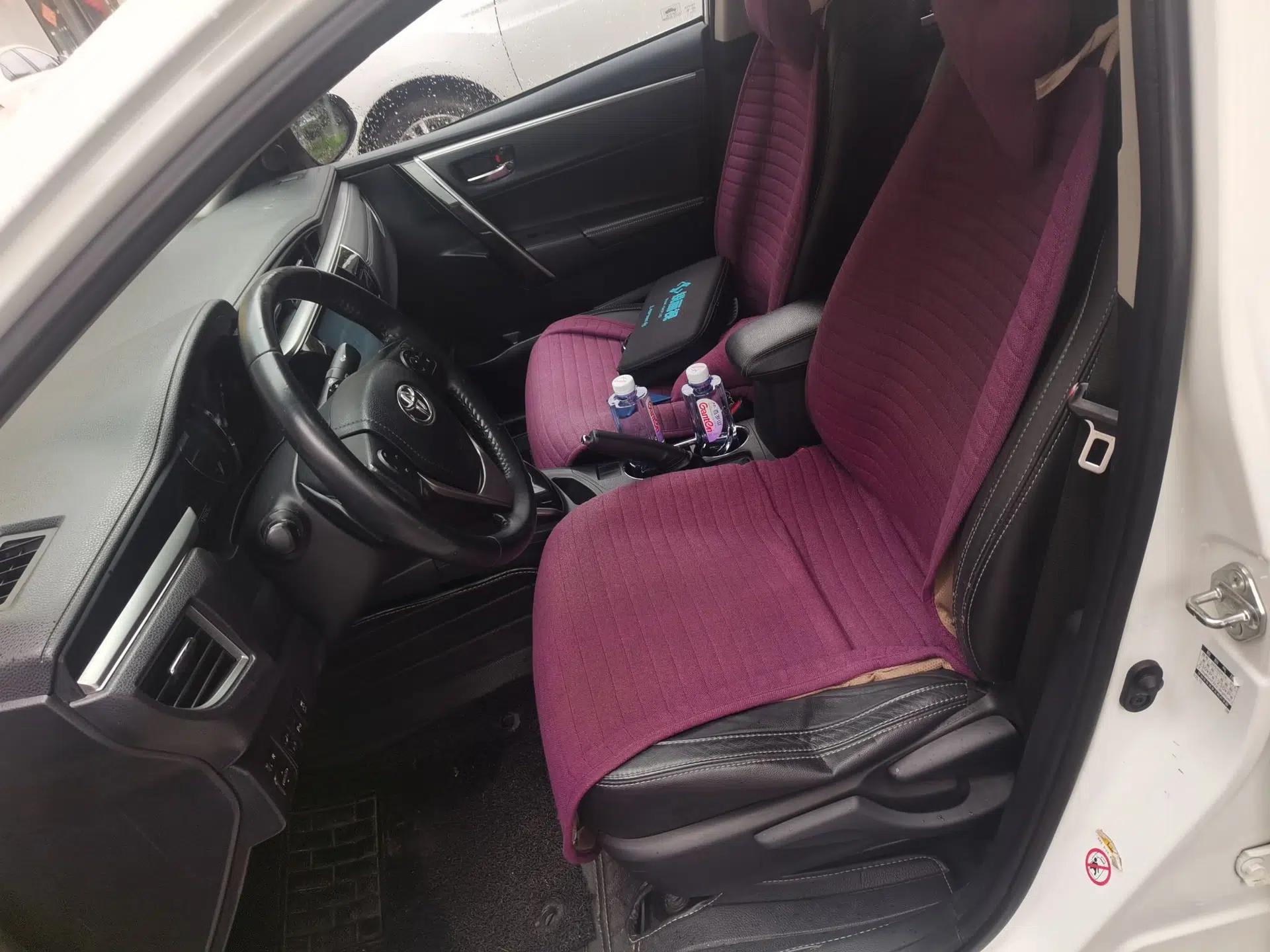 Toyota Corolla 2016 Dual-Engine 1.8L E-CVT Elite Edition — миниатюра 15