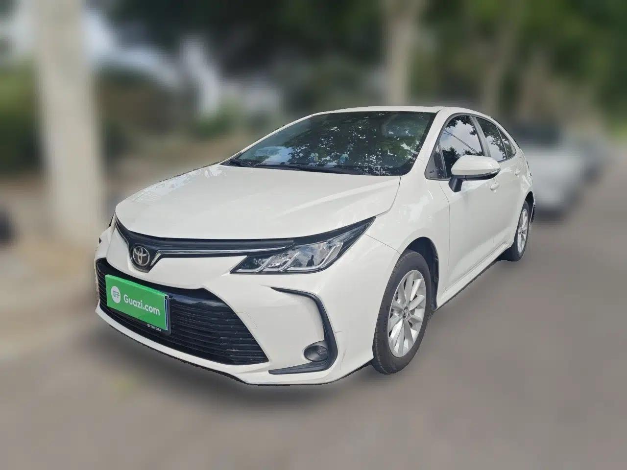 Toyota Corolla 2021 1.2T S-CVT Elite PLUS Edition — миниатюра 1