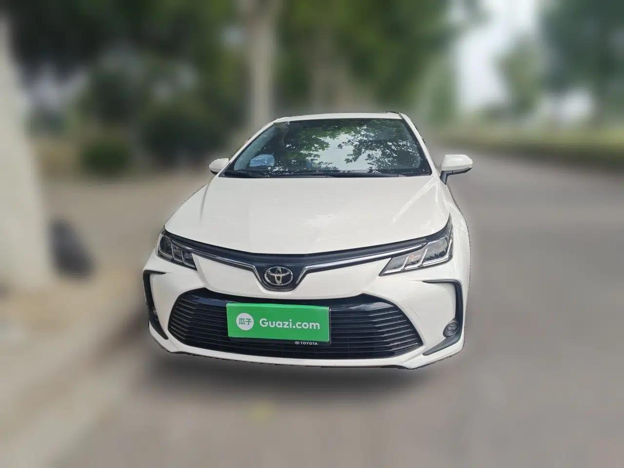 Toyota Corolla 2021 1.2T S-CVT Elite PLUS Edition — миниатюра 2